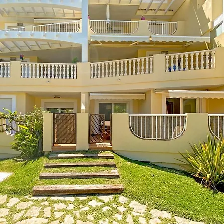 Exciting 2-Bed Apartment On The First Beach Line Denia